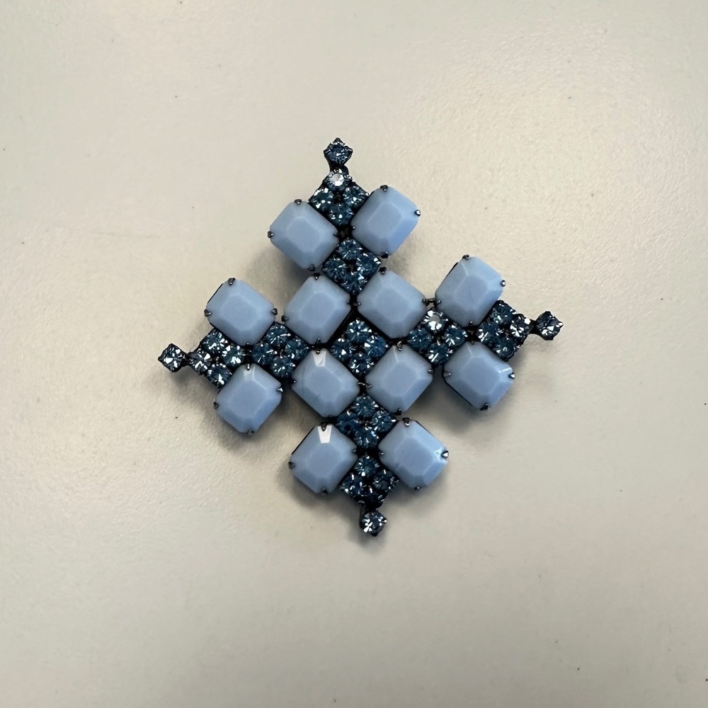 DANNY POLLAK - Pale Blue Milk Glass & Light Sapphire Crystal Geometric Brooch - Picture 6 of 11